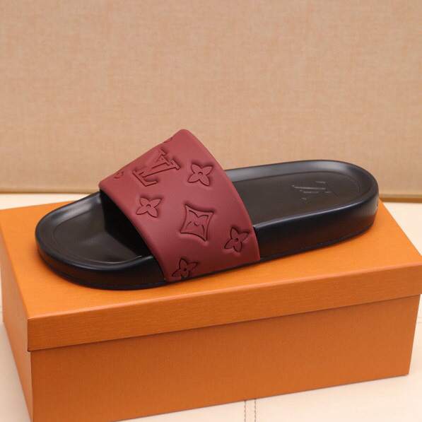 Louis Vuitton Monogram Slippers - DesignerGu