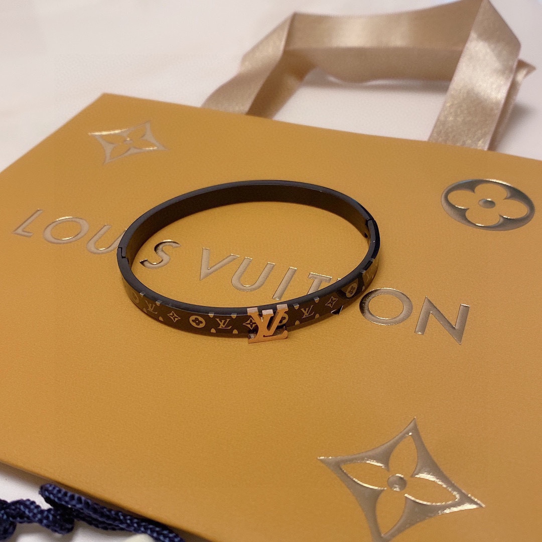 Louis Vuitton Monogram Bracelet - DesignerGu