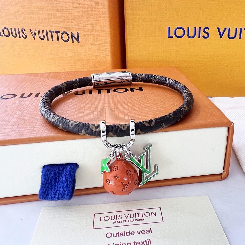 Louis Vuitton Hang It LV Fruits Bracelet - DesignerGu