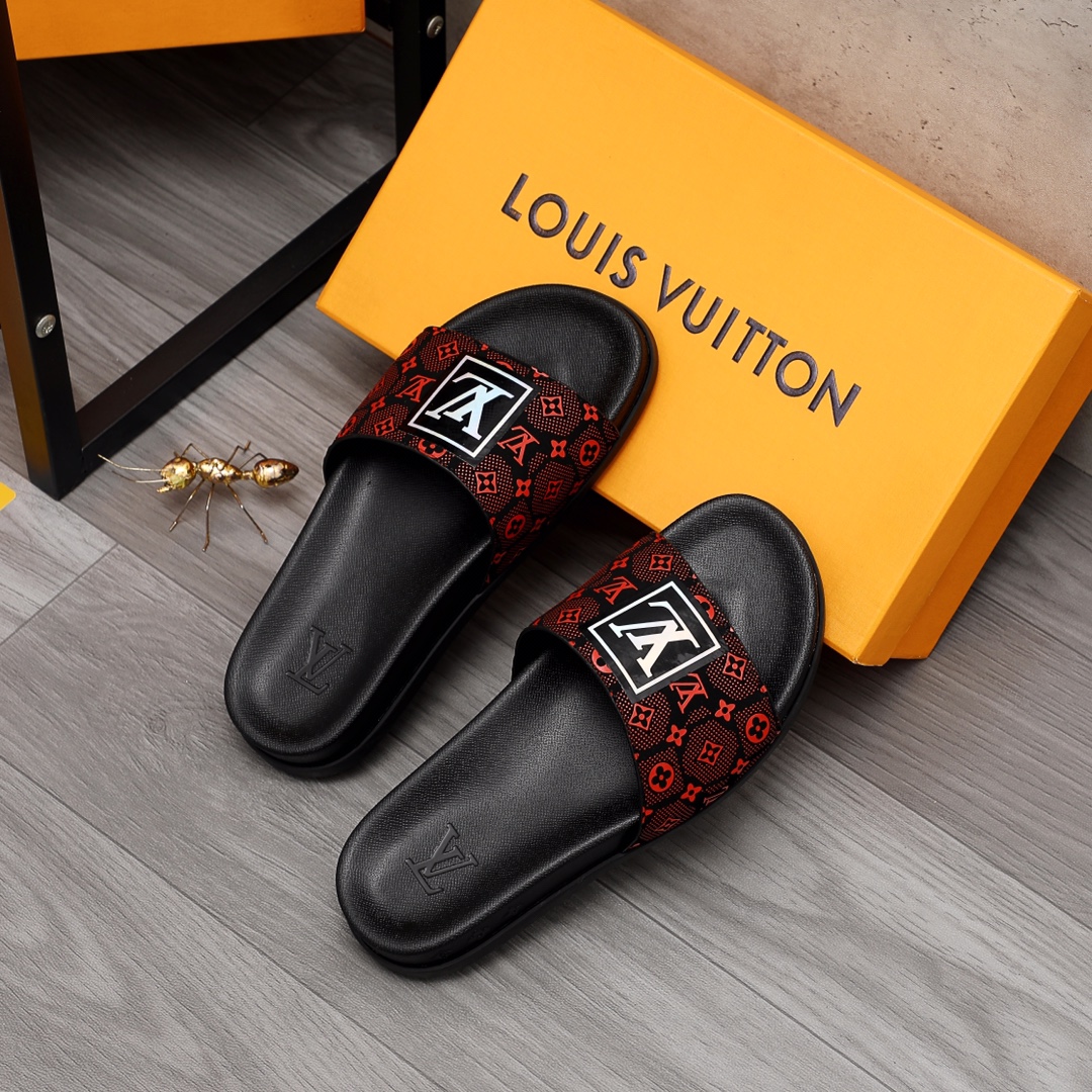 Louis Vuitton Monogram Slippers - DesignerGu