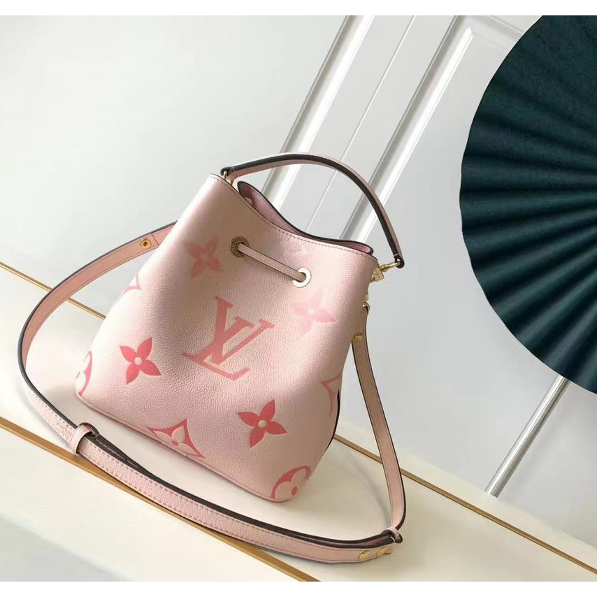 Louis Vuitton Monogram Bucket Bag （20*20*13cm） - DesignerGu