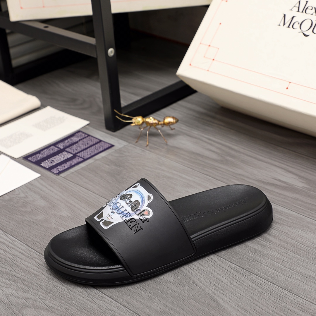 Alexander Mqueen Logo Slipper - DesignerGu