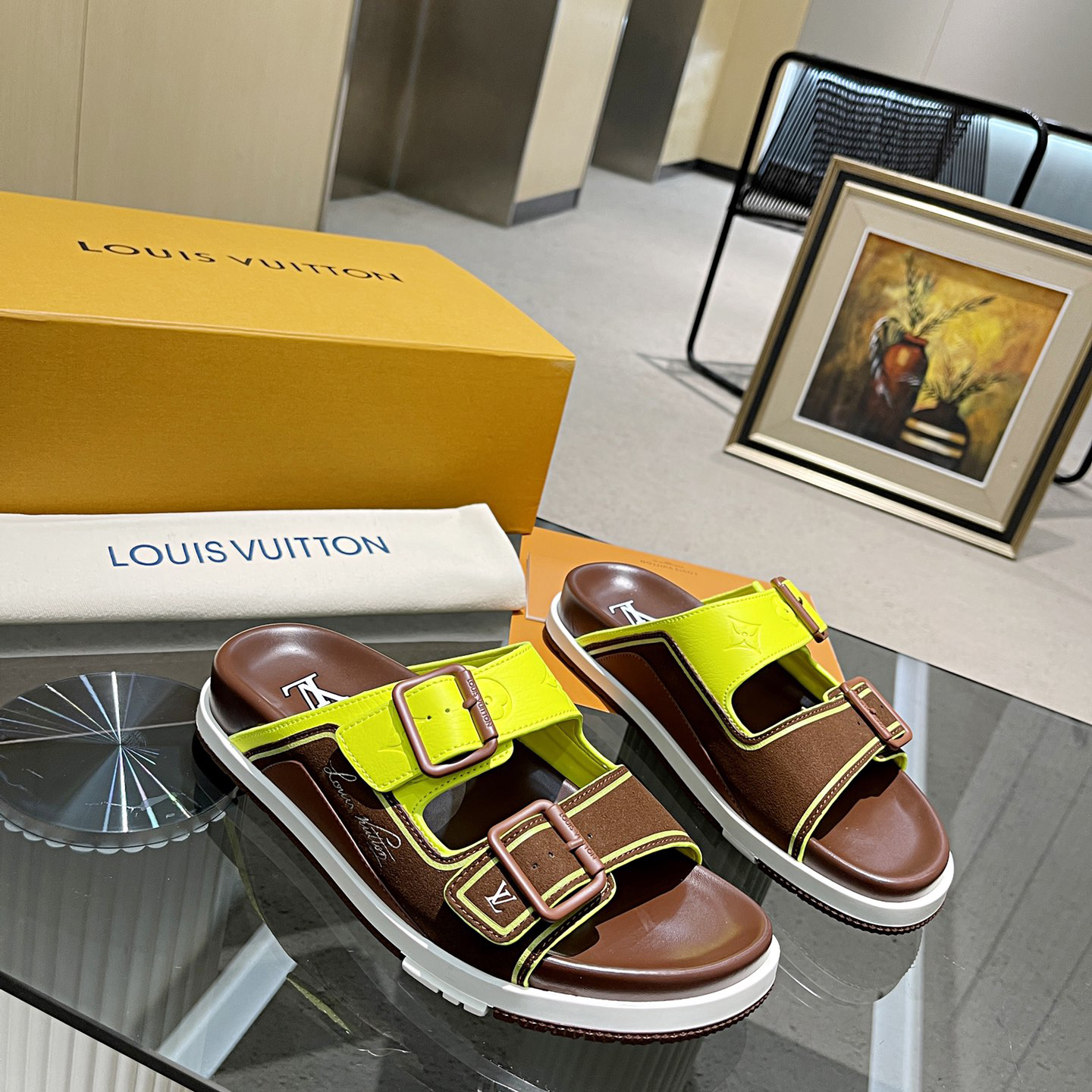 Louis Vuitton Men's Trainer Slippers - DesignerGu