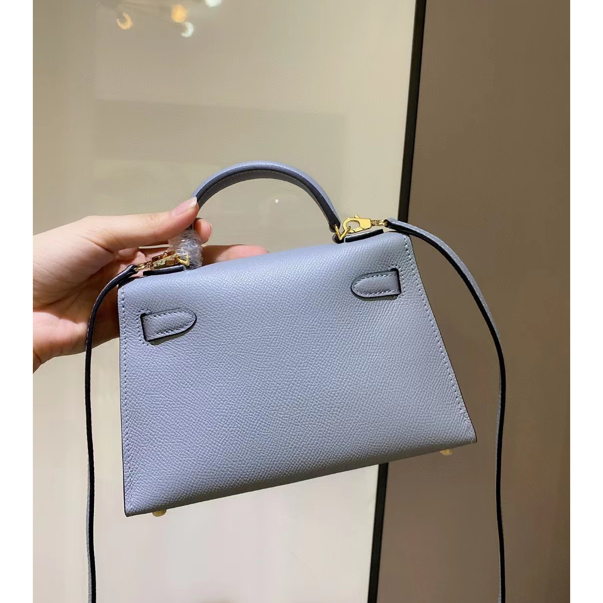 Hermes  Kelly Mini Women Handbag （19-13-6.5CM） - DesignerGu