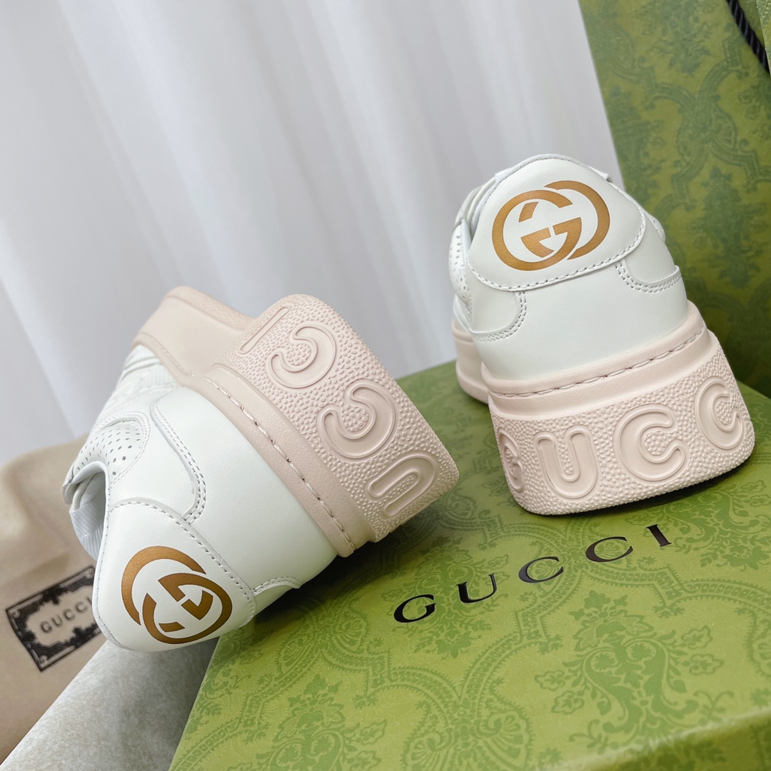 Gucci GG Chunky B SeriesMen's &Women's Sneakers - DesignerGu