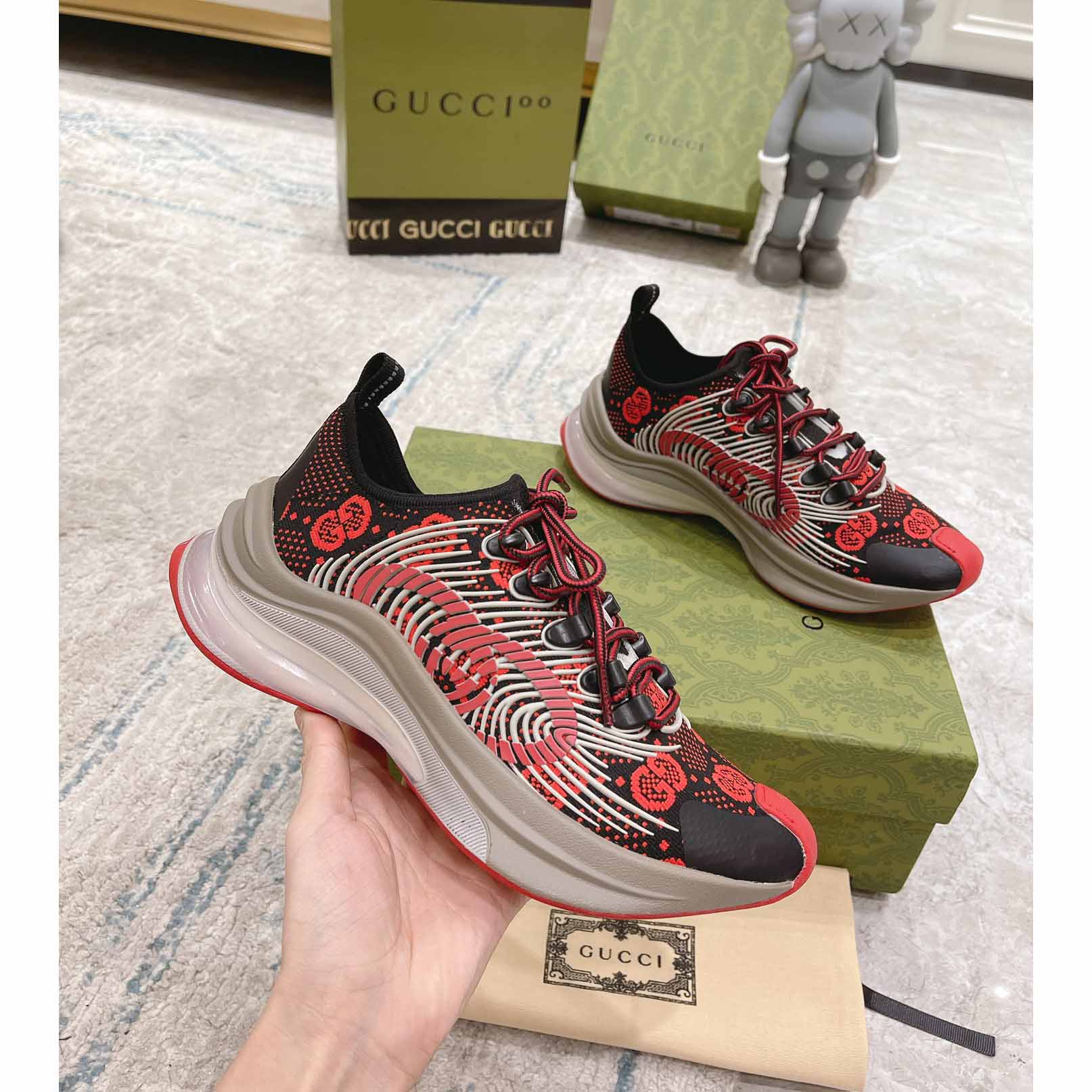 Gucci Run Sneaker  - DesignerGu