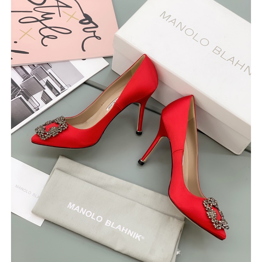 Manolo Blahnik Red Hangisi Pumps With Buckle - DesignerGu