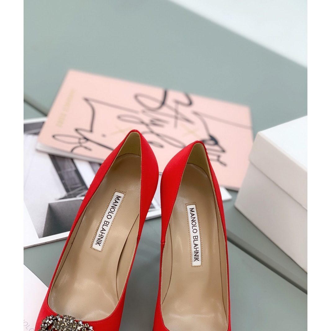 Manolo Blahnik Red Hangisi Pumps With Buckle - DesignerGu