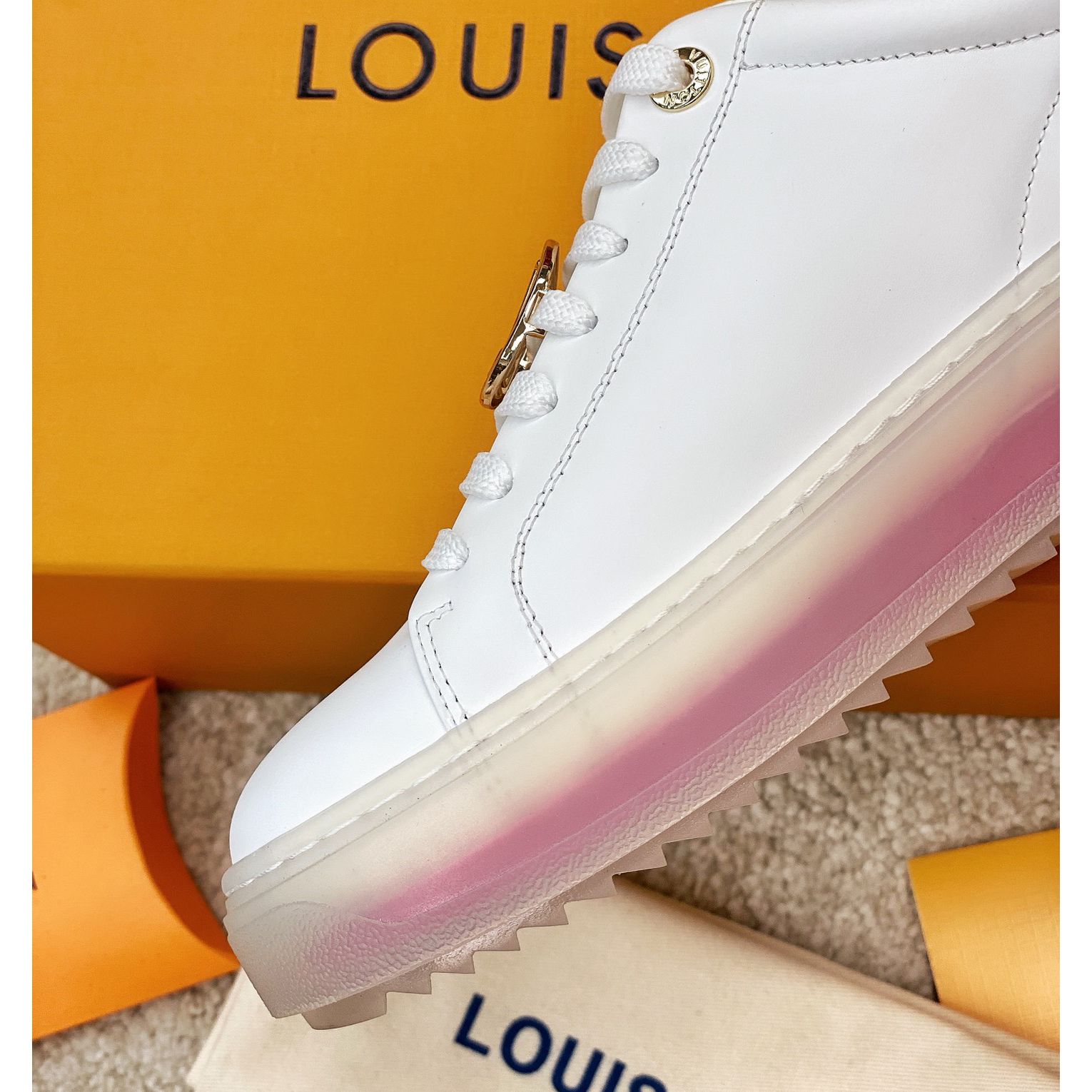 Louis Vuitton Logo Transparent Sole Sneaker  - DesignerGu