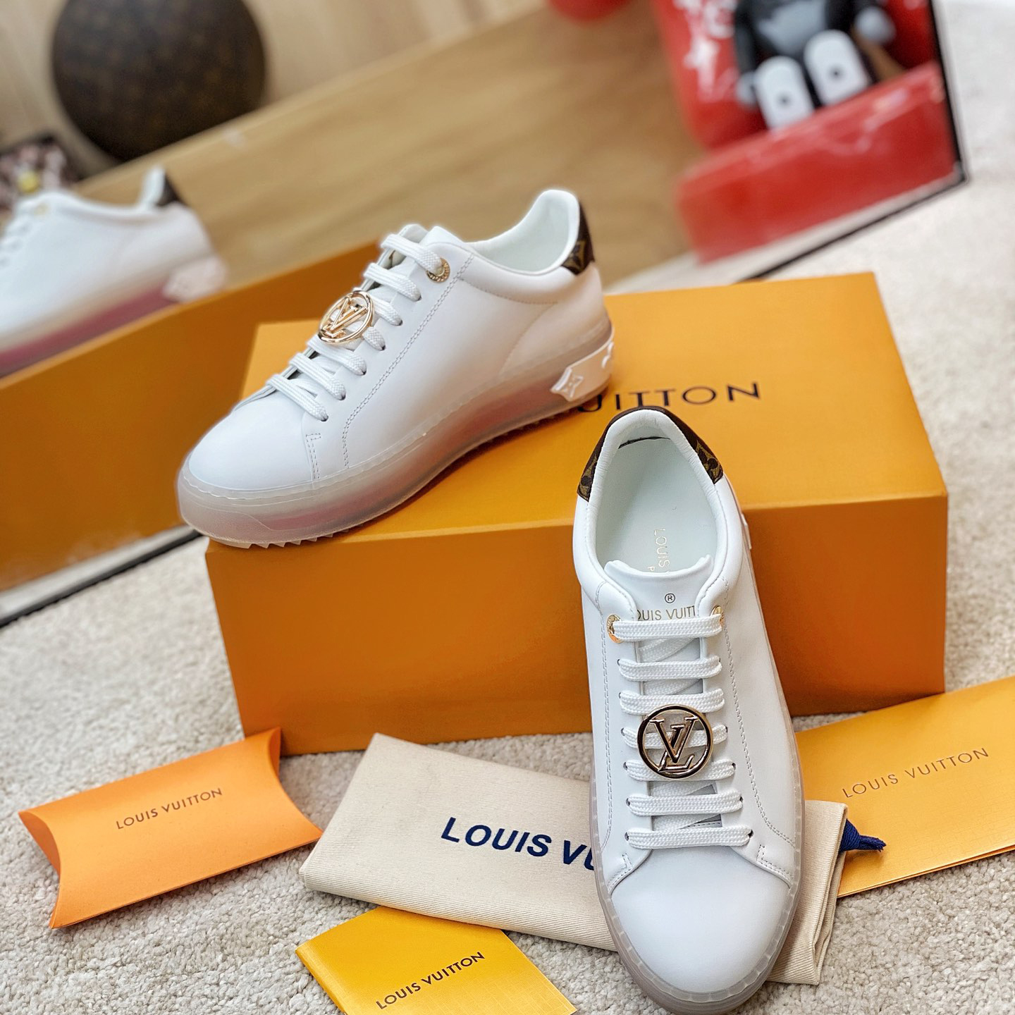 Louis Vuitton Logo Transparent Sole Sneaker  - DesignerGu