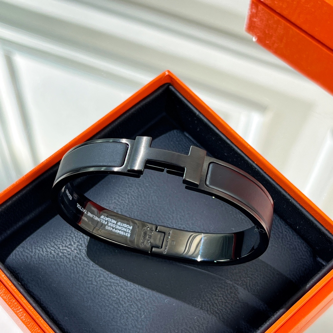 Hermes  Clic HH So Black Bracelets - DesignerGu