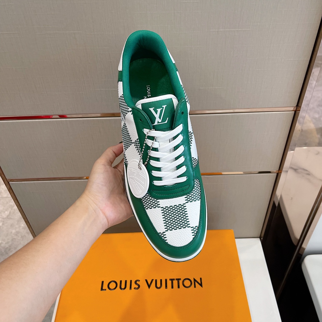 Louis Vuitton Men's Rivoli Sneaker - DesignerGu