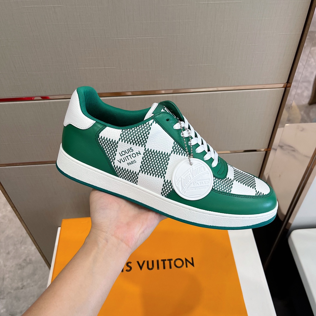 Louis Vuitton Men's Rivoli Sneaker - DesignerGu