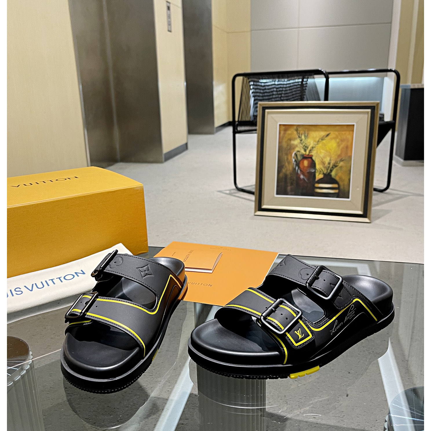 Louis Vuitton Men's Trainer Slippers - DesignerGu