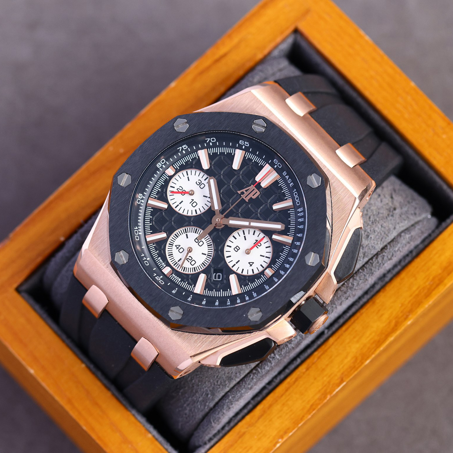 Audemars Piguet  Watch  44mm - DesignerGu