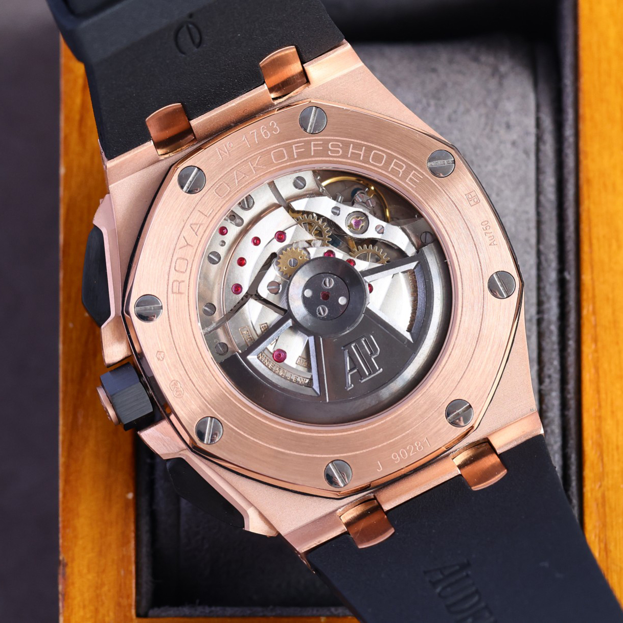 Audemars Piguet  Watch  44mm - DesignerGu