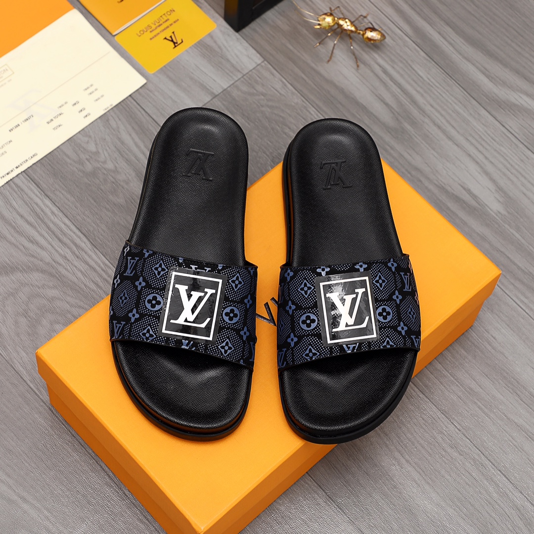 Louis Vuitton Monogram Slippers - DesignerGu