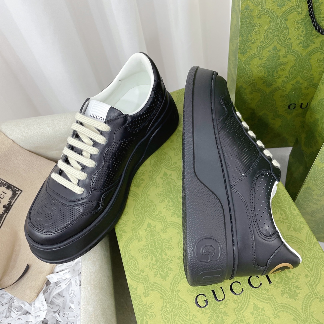 Gucci GG Chunky B SeriesMen's &Women's Sneakers - DesignerGu