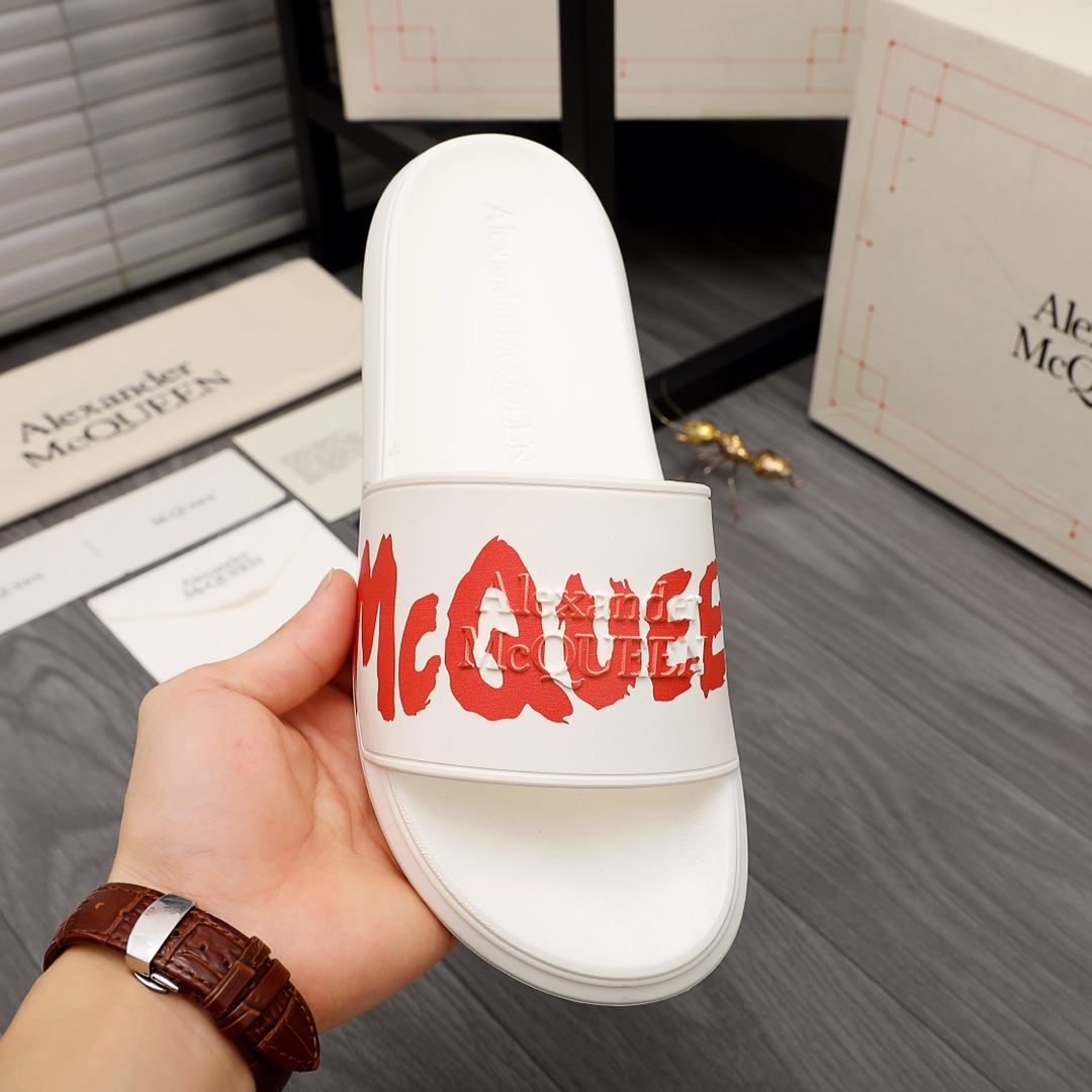 Alexander Mqueen Logo Slipper - DesignerGu