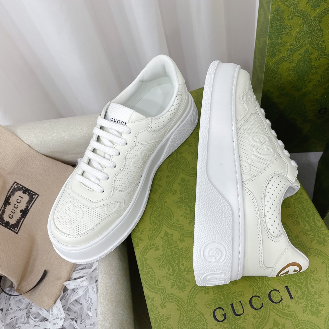 Gucci GG Chunky B SeriesMen's &Women's Sneakers - DesignerGu