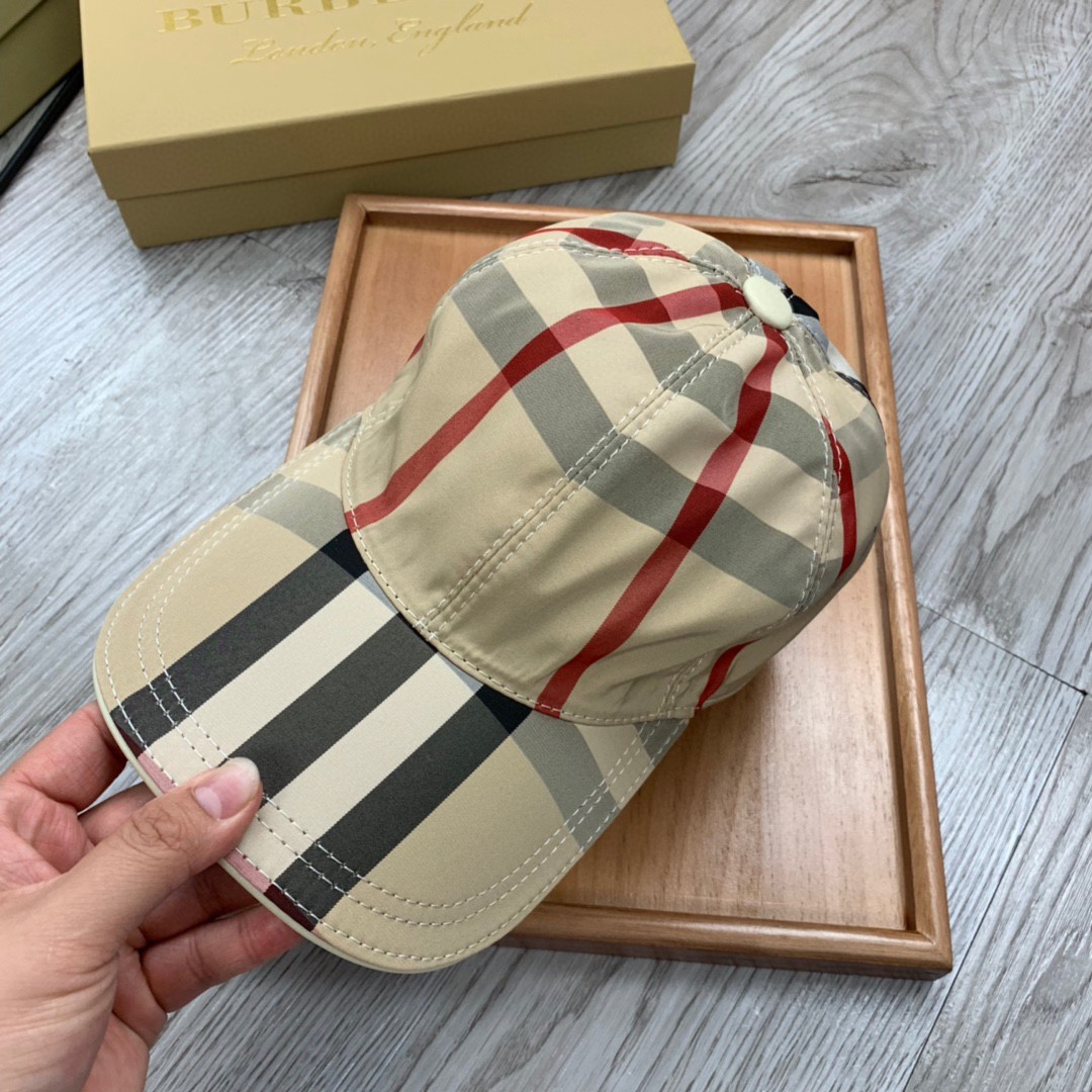 Burberry Vintage Check And Icon Stripe Baseball Cap - DesignerGu