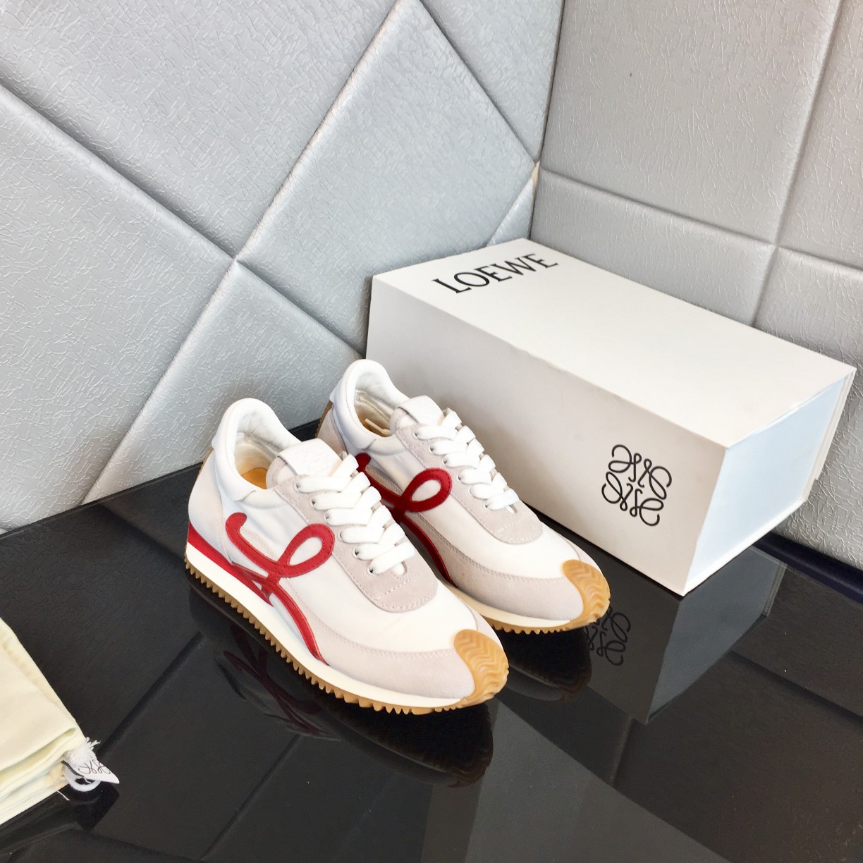 Loewe Flow Runner In Calfskin - DesignerGu