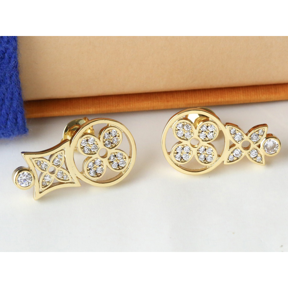 Louis Vuitton Idylle Blossom Studs - DesignerGu