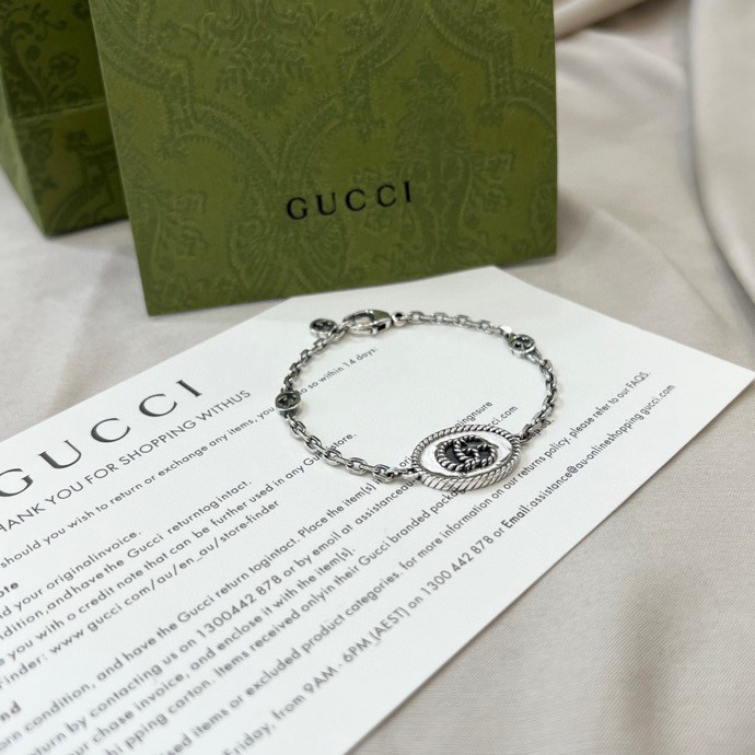 Gucci Double G Bracelet - DesignerGu