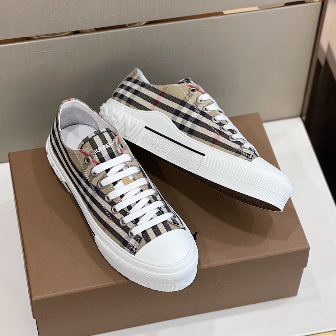 Burberry Check Cotton Sneakers - DesignerGu