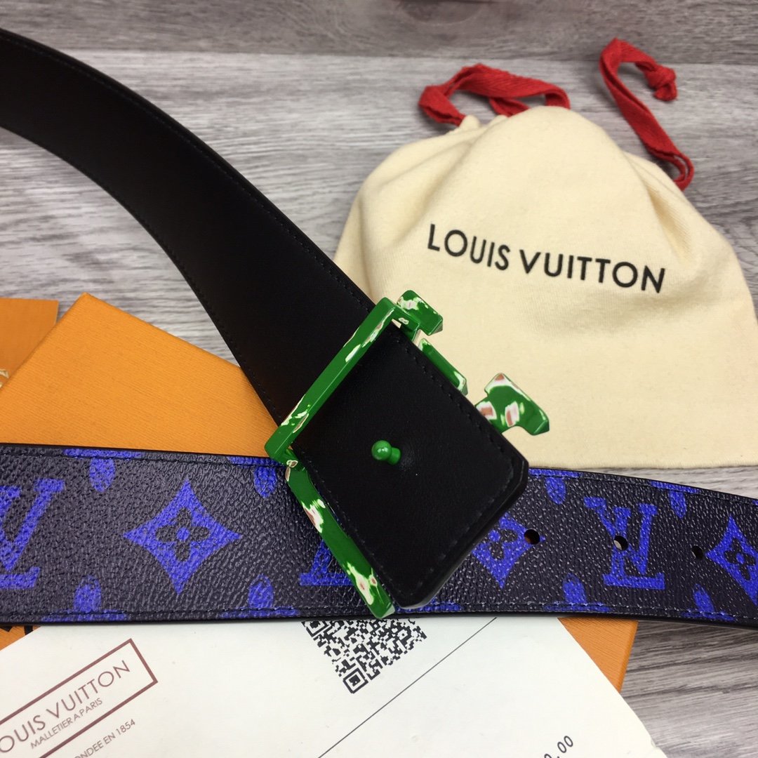 Louis Vuitton Gradient Shape 40MM Reversible Belt - DesignerGu