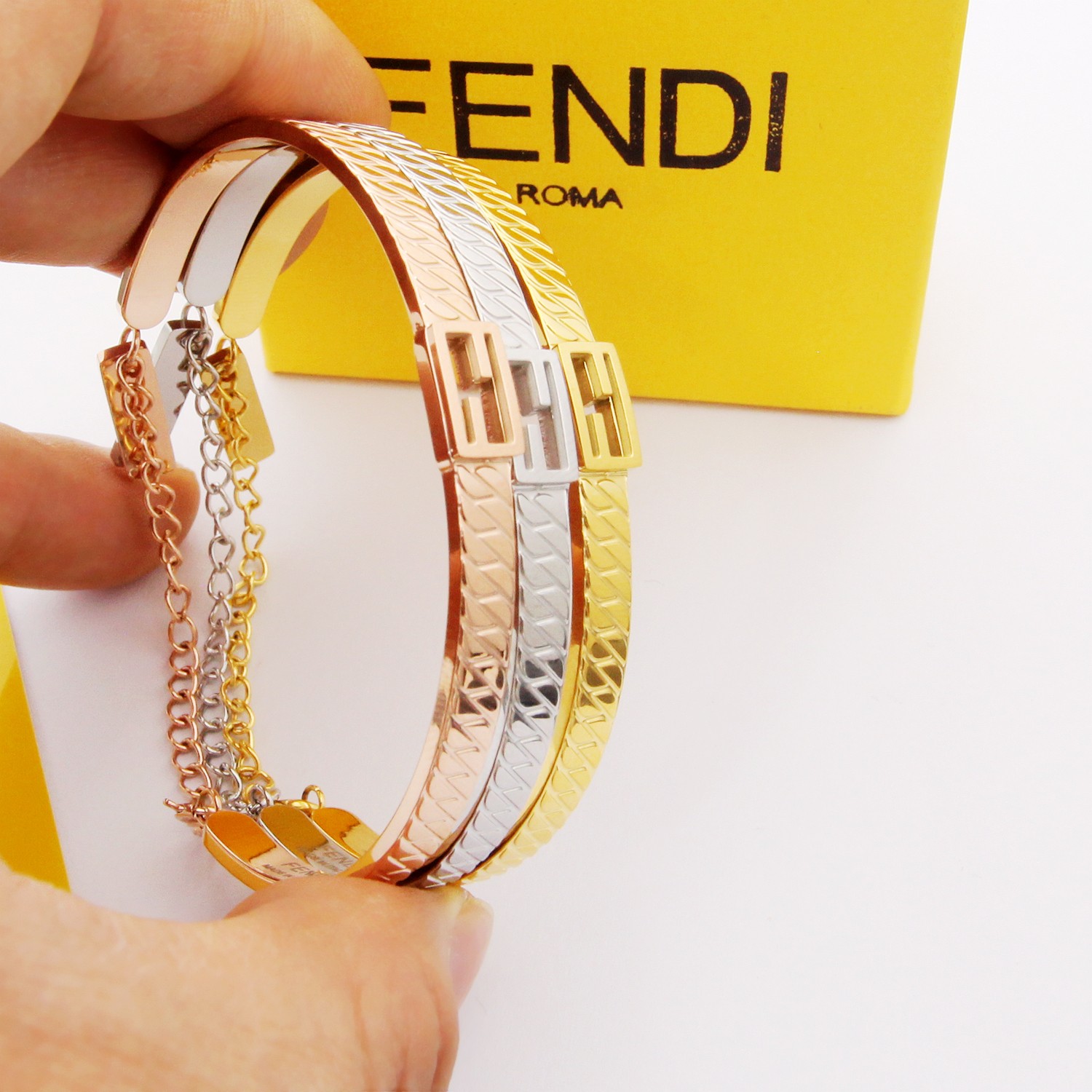 Fendi Baguette Bracelet - DesignerGu