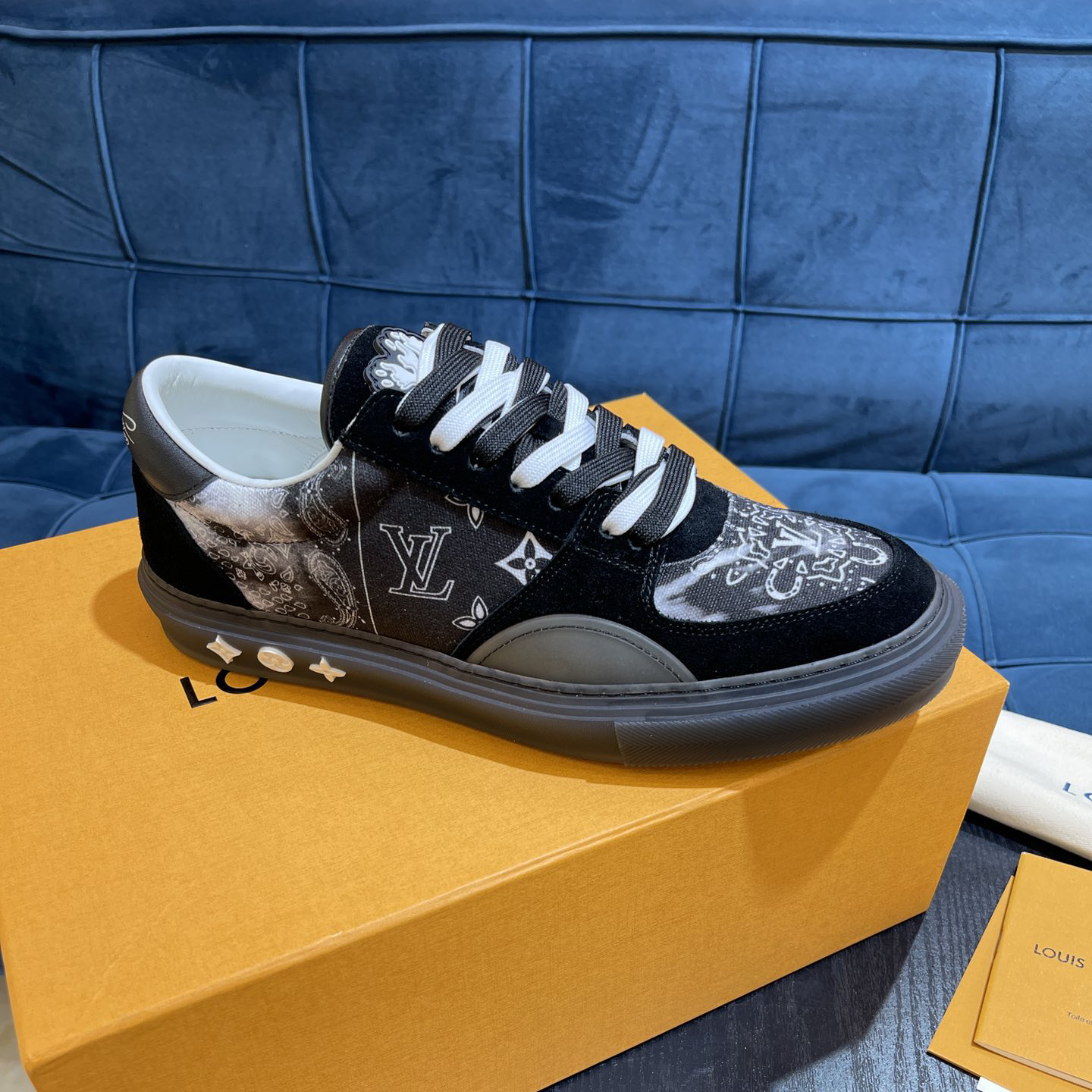 Louis Vuitton LV Ollie Sneaker        - DesignerGu