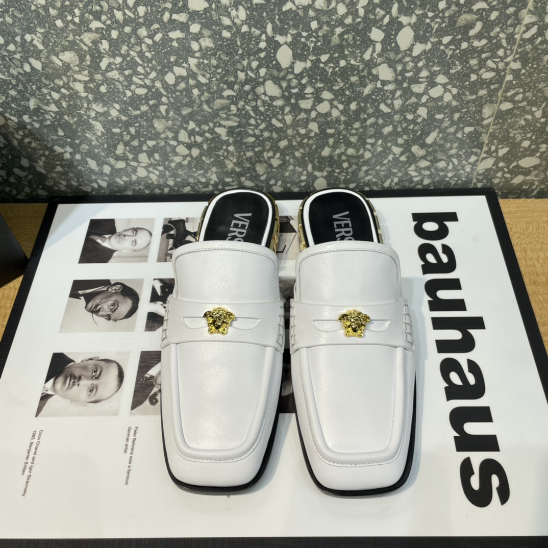 Versace La Medusa Loafer Mules - DesignerGu