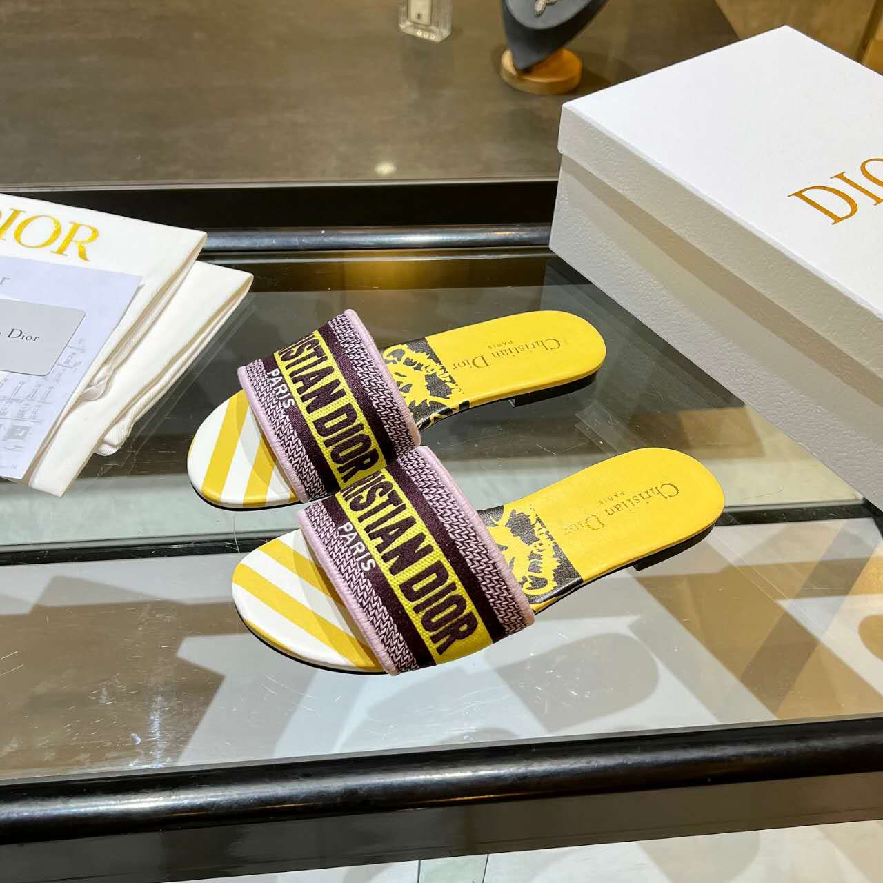 Dior Women Slides - DesignerGu