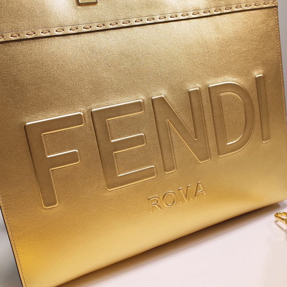 Fendi Sunshine Medium Shopper Bag In Gold Laminated Leather (35-31-17cm)  8BH386 - DesignerGu