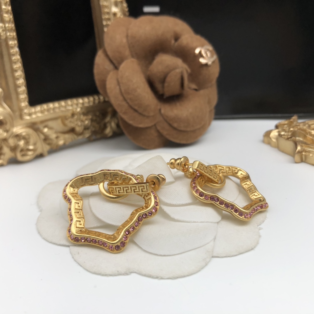 Versace La Medusa Curve Earrings - DesignerGu