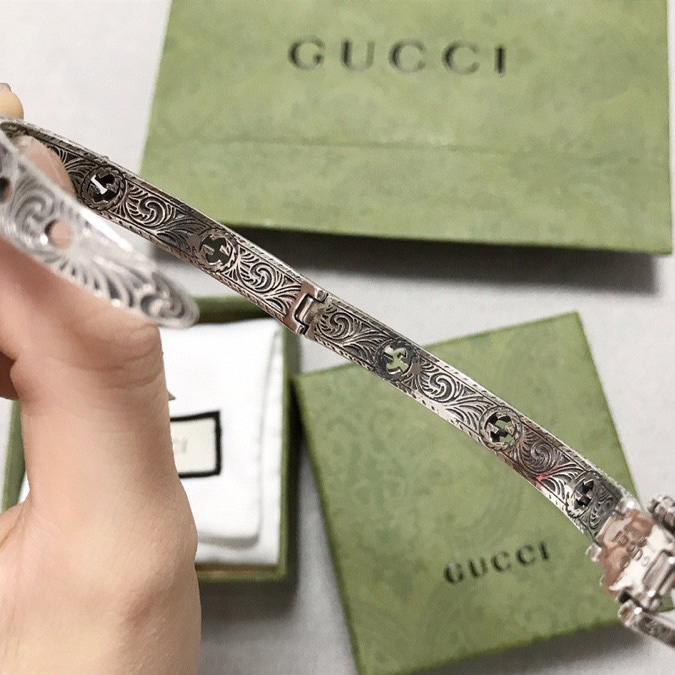 Gucci Silver Bracelet With Interlocking G - DesignerGu