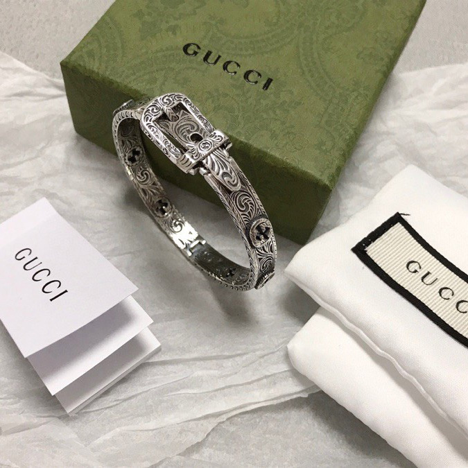 Gucci Silver Bracelet With Interlocking G - DesignerGu