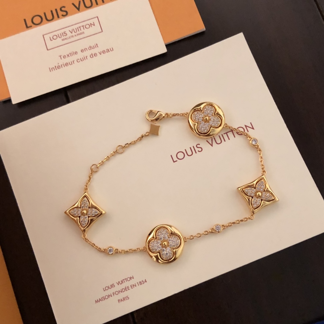 Louis Vuitton Color Blossom BB Multi-Motifs Bracelet   Q95650 - DesignerGu