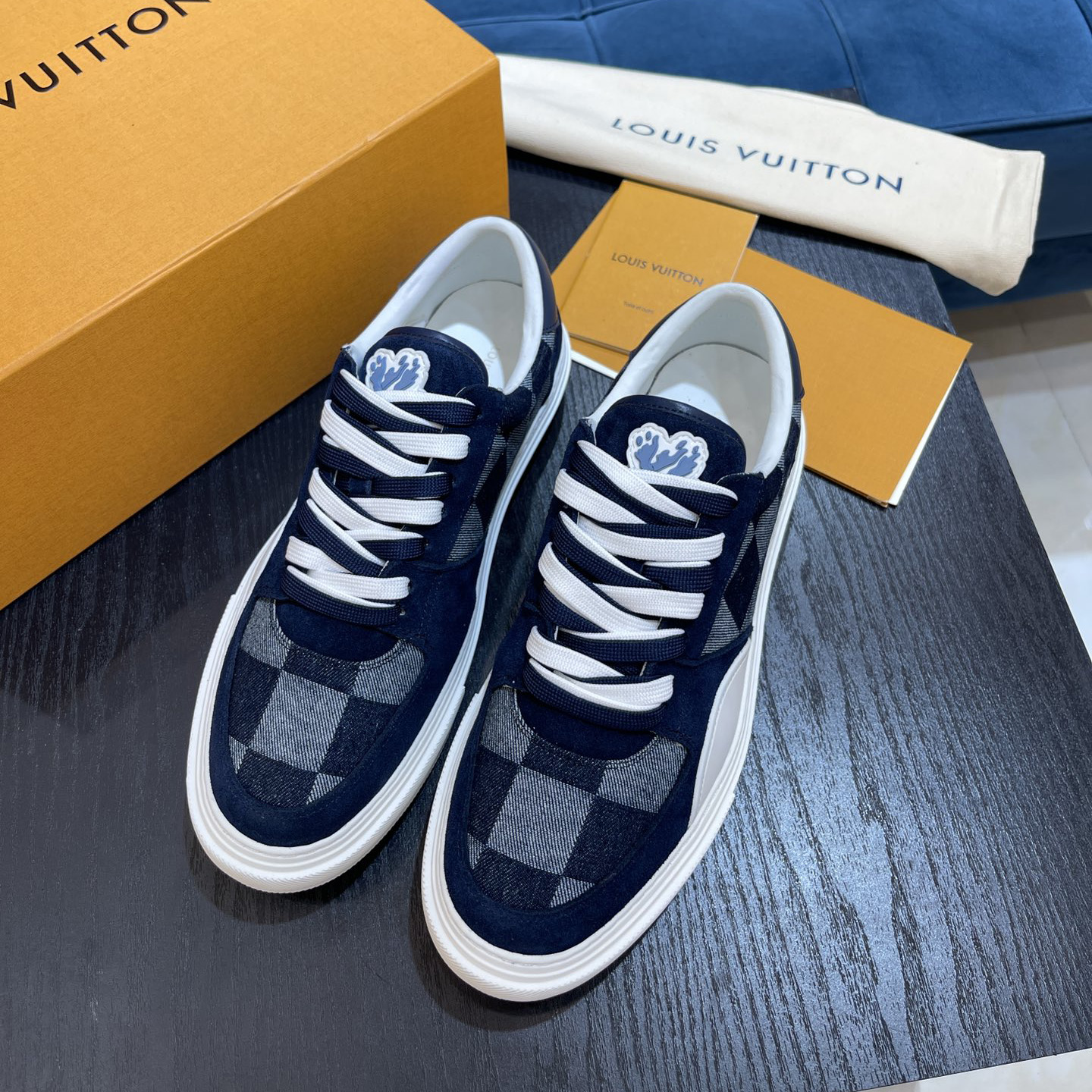 Louis Vuitton LV Ollie Sneaker      - DesignerGu