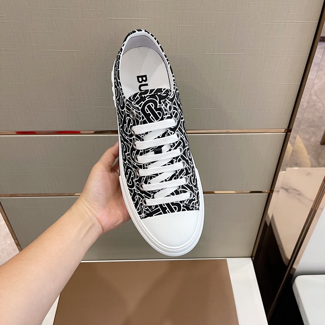 Burberry Monogram Print Cotton Sneakers - DesignerGu