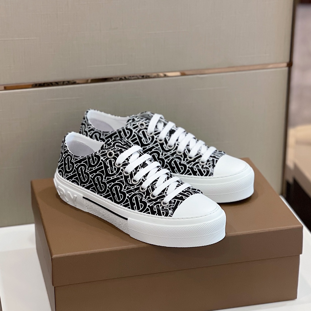 Burberry Monogram Print Cotton Sneakers - DesignerGu