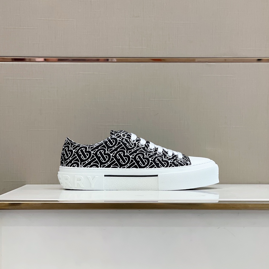 Burberry Monogram Print Cotton Sneakers - DesignerGu