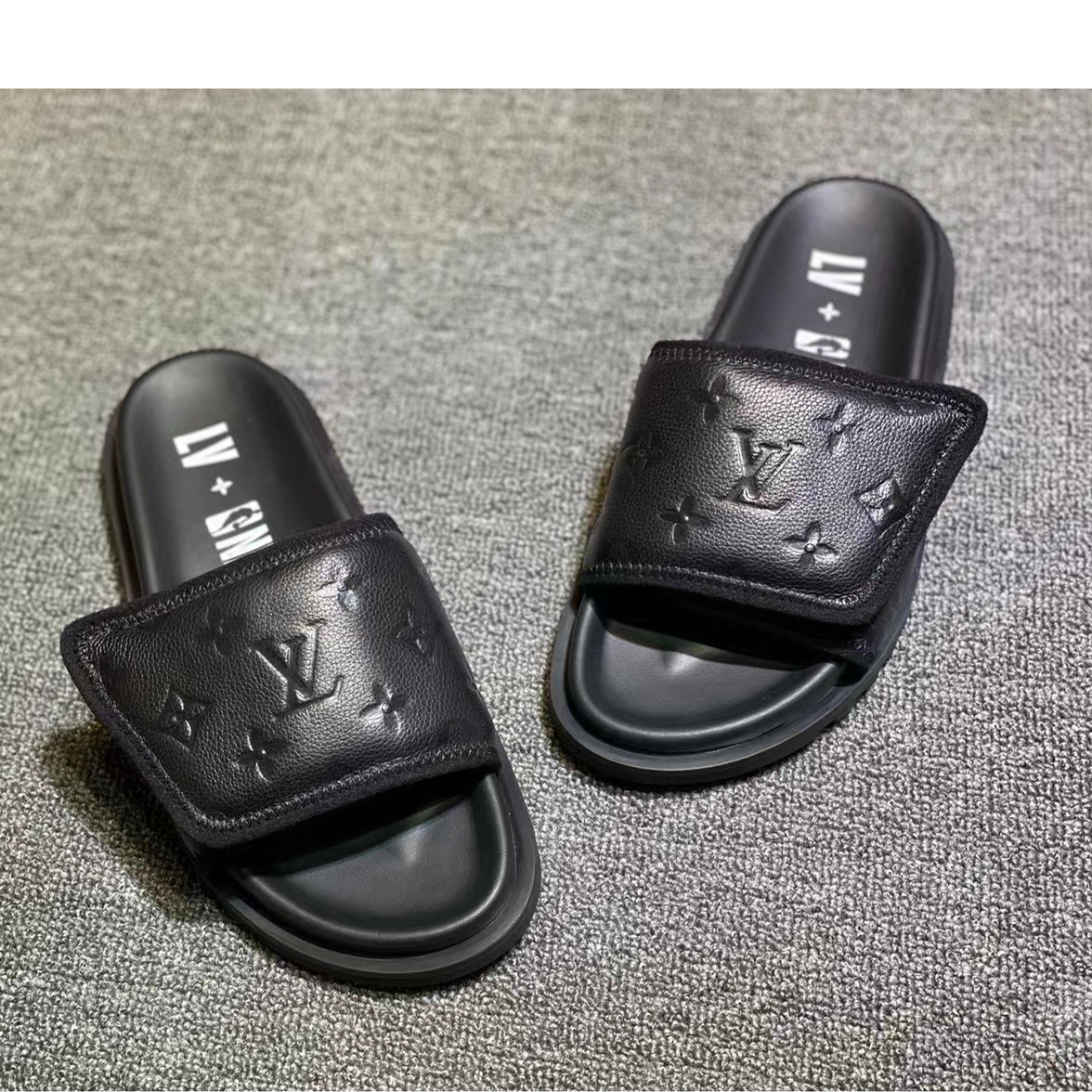 Louis Vuitton Pool Pillow Comfort Mules - DesignerGu