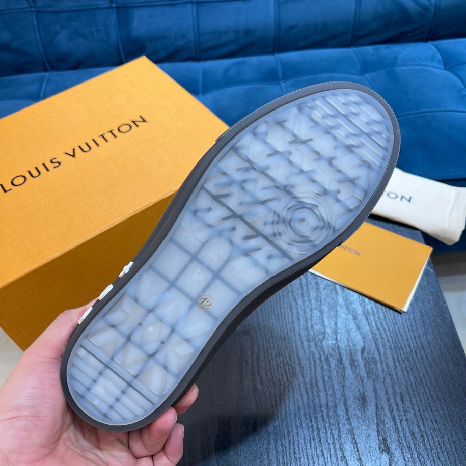 Louis Vuitton LV Ollie Sneaker     1A9YTQ - DesignerGu