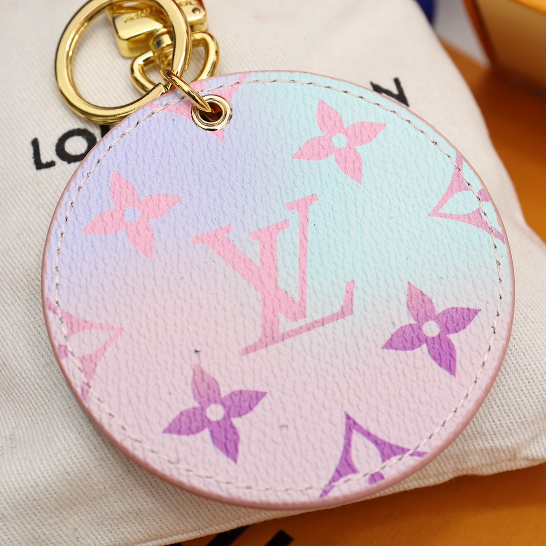 Louis Vuitton Illustre Bag Charm And Key Holder   M00666 - DesignerGu