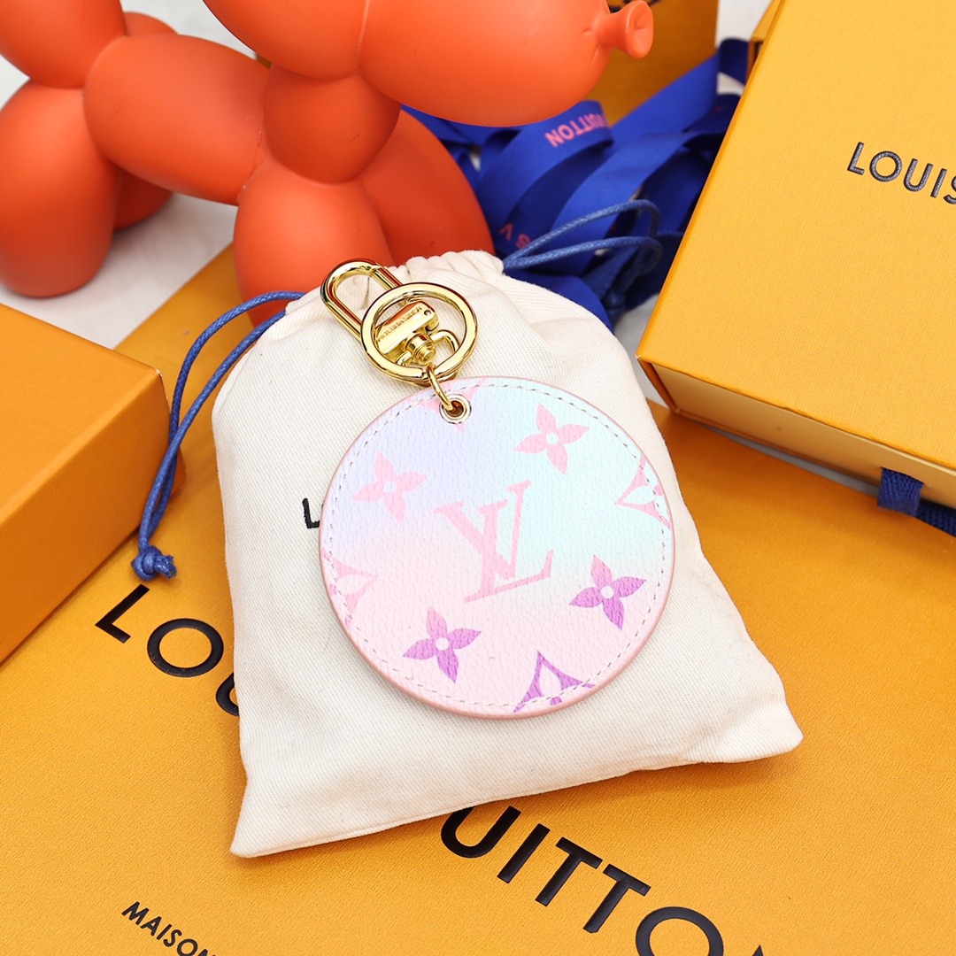 Louis Vuitton Illustre Bag Charm And Key Holder   M00666 - DesignerGu