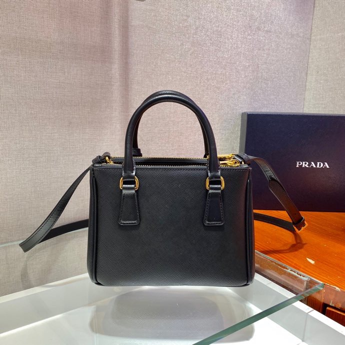 Prada Galleria Saffiano Leather Micro-Bag(20-14.5-9.5cm)   1BA906 - DesignerGu