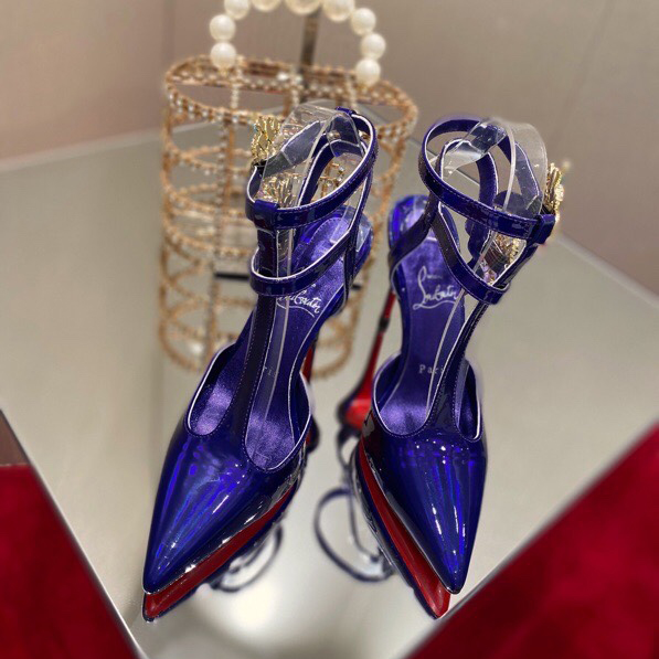 Christian Louboutin Maravilla Pump - DesignerGu