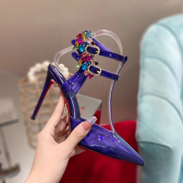 Christian Louboutin Maravilla Pump - DesignerGu